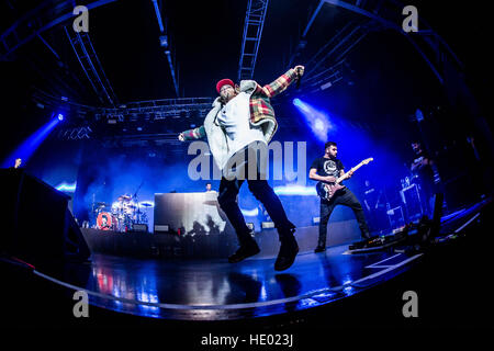 Mailand, Italien. 15. Dezember 2016. Italienischen Rapper Salmo live auf Fabrique in Mailand, Italien, am 15. Dezember 2016 führt © Mairo Cinquetti/Alamy Live News Stockfoto