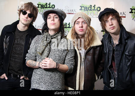 Bala Cynwyd, PA, USA. 16. Dezember 2016. Die Verstrebungen besuchen Sie Radio 104.5 Performance Studio in Bala Cynwyd, Pennsylvania am 16. Dezember 2016 © Star Shooter/Medien Punch/Alamy Live News Stockfoto