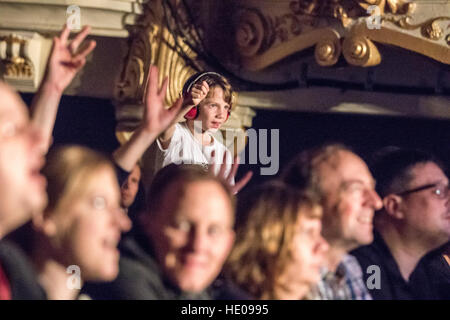 Bournemouth, UK. 16. Dezember 2016. Die Wonderstuff live im Konzert in der O2 Academy Bournemouth © Charlie Raven/Alamy Live News Stockfoto