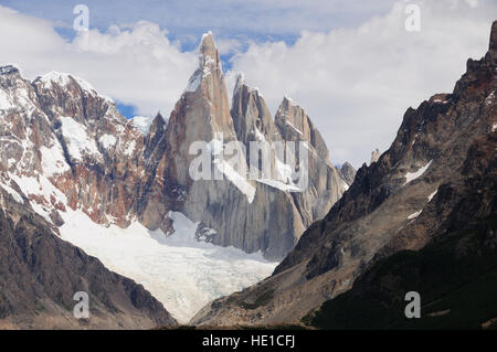 Cerro Torre, 3133 m, Nationalpark Los Glaciares, Patagonien, Argentinien, Südamerika Stockfoto