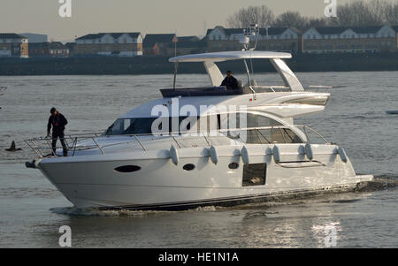 Princess 60 Luxus Yacht Richtung London Boat Show 2017 Stockfoto