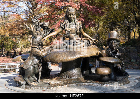 Alice in Wonderland Skulptur, Central Park, New York Stockfoto