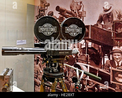 Tyneside Film Theatre Museum Movietone News Kamera Stockfoto