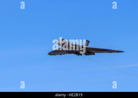 Avro Vulcan XH558 anzeigen, um die Massen bei Southport airshow Stockfoto
