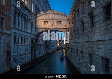 Die Seufzerbrücke In Venedig Stockfoto