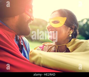Indische paar Superhelden Liebe Konzept Stockfoto