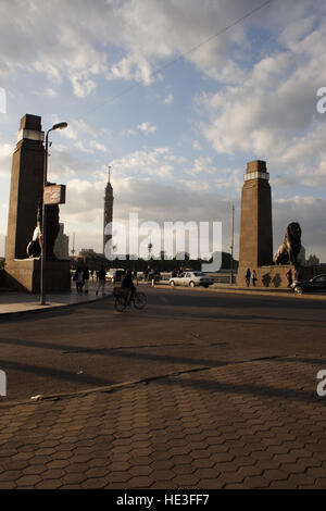 Cairo nahe Qasr El Nil Bridge nach es geregnet, Kairo, Ägypten hat Stockfoto