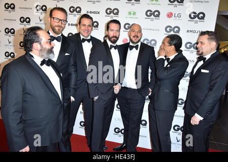 GQ Maenner des Jahres (Männer des Jahres) Vergabe 2016 an komischen Oper in Mitte - Ankünfte Featuring: The BossHoss wo: Berlin, Deutschland bei: 10. November 2016 Stockfoto