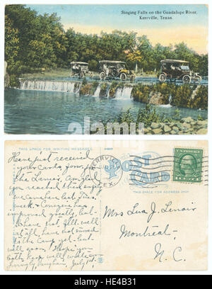 Dieses Vintage-Foto zeigt die Singing Falls entlang des Guadalupe River in Kerrville, Texas, bekannt für seine landschaftliche Schönheit und historische Bedeutung in der texanischen Folklore. Stockfoto