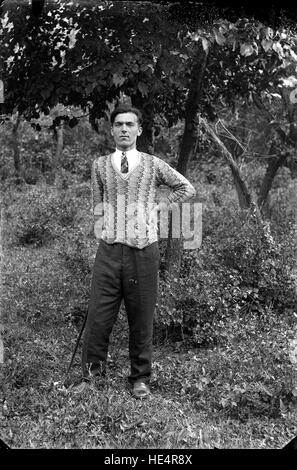 Porträt eines Mannes, aus dem Costică Acsinte Archiv, Ialomița, Rumänien, Glasplatten, 2016, Januar Stockfoto