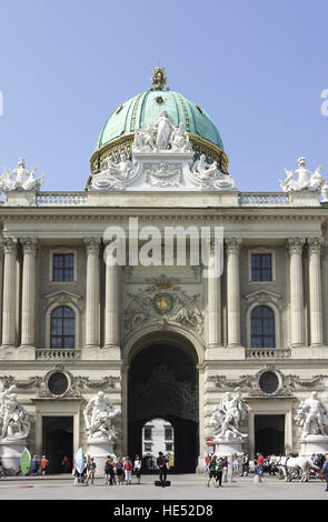 Michaelertrakt Flügel am Michaelerplatz Square, Hofburg Hofburg, Wien, Österreich, Europa Stockfoto