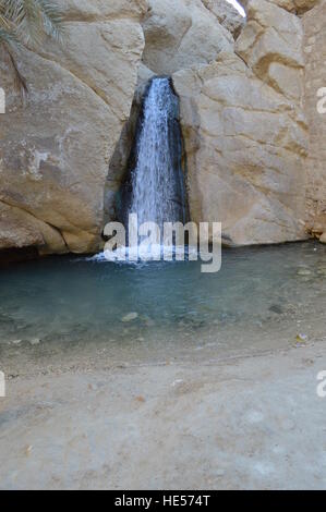 Ein Wasserfall in der Wüste Stockfoto