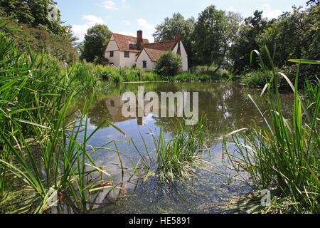 Willy Lotts Haus/Hütte am Fluss Stour in der Flatford Mill East Bergholt Suffolk, wie in John Constable's Haywain gesehen Stockfoto