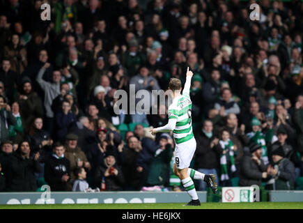 Celtic Leigh Griffiths feiert seine Seite erste Tor während des Spiels Ladbrokes Scottish Premier League im Celtic Park, Glasgow. Stockfoto