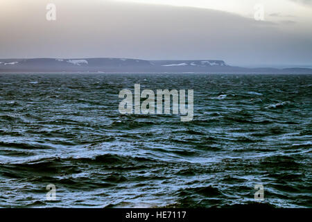 Karasee (Becken des arktischen Ozeans) in der hohen Arktis (Nowaja Semlja-Archipel). Alter Name der Karasee - Eis, Keller, aber jetzt kein Eis Stockfoto