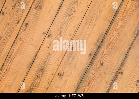 Holz-Textur, natürliche Holzbrett mit Blättern und Sägemehl Stockfoto