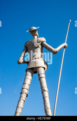 Don Quijote-Skulptur. Puerto Lapice, Provinz Ciudad Real, Castilla La Mancha, Spanien. Stockfoto