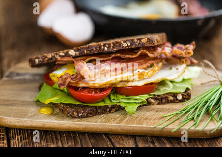 Portion Speck und Eiern (Tiefenschärfe, Nahaufnahme) Stockfoto