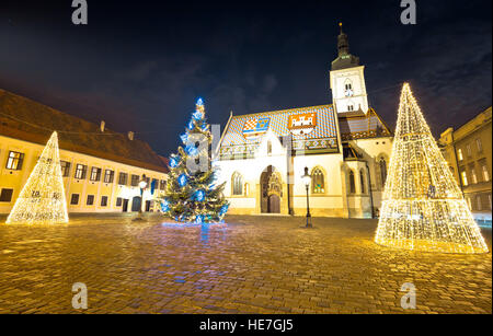 Zagreb Regierung quadratische Advent abends Ansicht, Saint Markusplatz, Hauptstadt von Kroatien Stockfoto