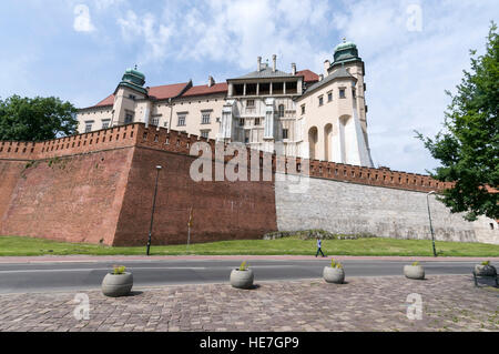 Königsschloss Wawel in Krakau, Polen. Es ist die ehemalige Residenz von Papst John Paul, als er Erzbischof von Krakau war. Stockfoto