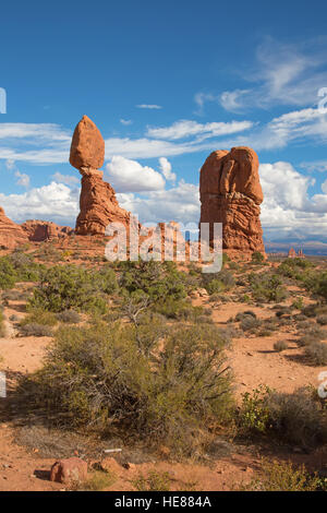 Berühmte Balancing Rock in den Arches National Park, Utah, USA Stockfoto