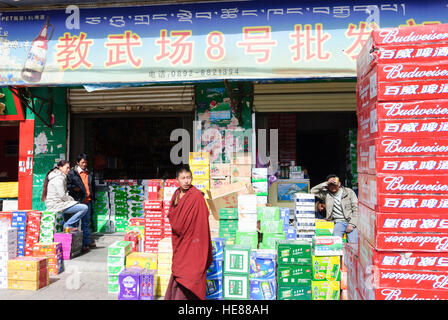 Shigatse (Xigaze): Getränke Händler, Tibet, China Stockfoto