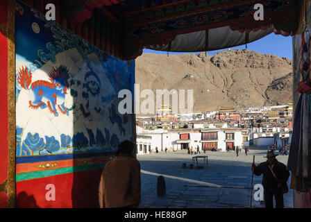 Shigatse (Xigaze): Tashilhunpo Kloster (Sitz des Panchen Lama); Eingang, Tibet, China Stockfoto