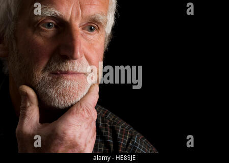 Alter Mann, älter als 60 Jahre, nachdenklich, melancholisch Stockfoto