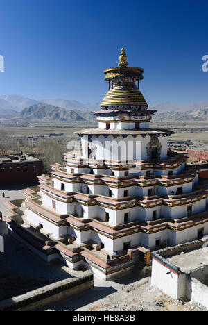 Gyantse: Pelkor Chöde - Kloster; Gyantse Kumbum (ein Chörten), Tibet, China Stockfoto