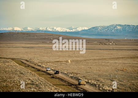 Spezielle Operationen Boden Angriff Controller befahren Saylor Creek Range, Bestandteil der Mountain Home Air Force Base Komplex, Schulungen durchführen und Testen von close Air Support-Fähigkeiten der F-35A Mountain Home AFB, Idaho, 16. Februar 2016. Sechs operativen Test und Bewertung f-35 s und mehr als 85 Flieger der 31. Test und Auswertung Geschwader, ein Mieter-Einheit auf der Edwards Air Force Base, Kalifornien, reiste nach Mountain Home AFB für den ersten simulierte Bereitstellungstest der F-35A, speziell auf drei wichtige vorläufige Einsatzfähigkeit Mission Sätze ausführen: Unterdrückung des Feindes Stockfoto