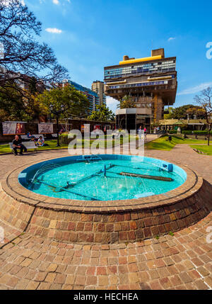 Argentinien, Buenos Aires Provinz, Stadt Buenos Aires, Recoleta, Blick auf die nationale Bibliothek der Republik Argentinien. Stockfoto