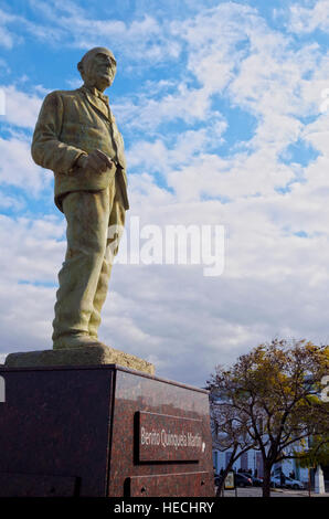 Argentinien, Buenos Aires Provinz, Stadt Buenos Aires, Benito Quinquela Martin Denkmal im Stadtviertel La Boca. Stockfoto