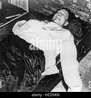 HERMANN GOERING (1893-1946) deutscher militärischer Führer nach Selbstmord durch das Verschlucken von Zyankali in seinem Nürnberger Gefängnis am Abend des 15. Oktober 1946. Stockfoto