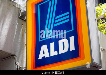 Aldi Supermarkt Lebensmittelgeschäft in North Sydney, Australien Stockfoto