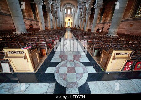 St Annes Belfast Cathedral Interior, Pano, Stockfoto