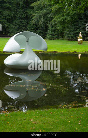 Schwimmende Skulptur, Otterlo, Marta Pan, 1960-1961, Kröller-Müller Museum, Nationalpark Hoge Veluwe, Otterlo, Niederlande, Europa Stockfoto