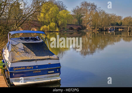 Sonning auf Themse-Brücke-Berkshire-UK Stockfoto
