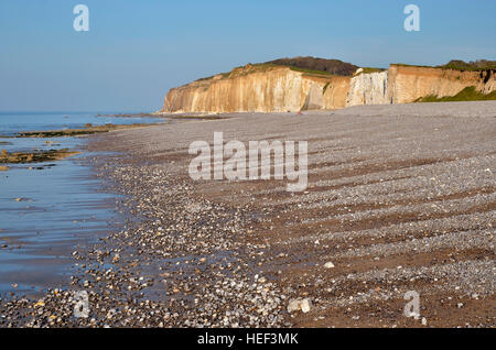 Klippen von Sainte-Marguerite-Sur-Mer in Frankreich Stockfoto