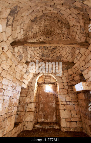 Trulli - Trockenmauern Häuser der Region Apulien in Italien Stockfoto