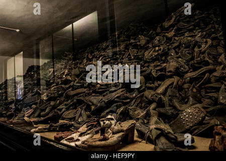 Schuhe von Leuten, die im KZ Auschwitz-Birkenau KZ Polen getötet wurden Stockfoto