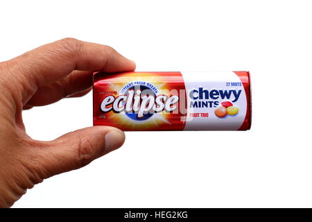 Australische Eclipse Chewy Münzstätten auf weißen Hintergrund isoliert Stockfoto