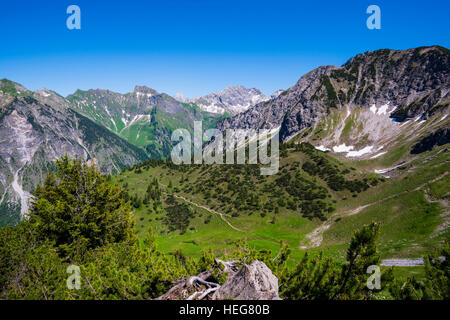 Schneck, 2268m Und GroÃŸer Wilder, 2379m, Hochvogelgruppe Und Rosszahngruppe, AllgÃ¤uer Alpen, AllgÃ¤u, Bayern, Deutschland, Europa Stockfoto