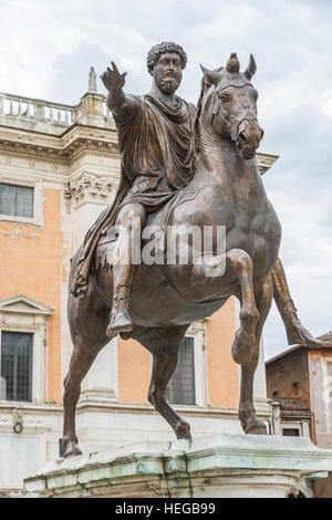 Reiterstatue des Marcus Aurelius am Piazza del Campidoglio, Rom, Italien, 2014 Stockfoto