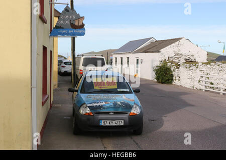 Skellig Reisen beworbenen im Dorf Portmagee, County Kerry. Stockfoto