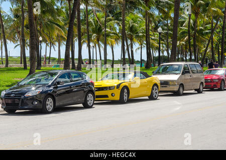 Miami, USA - 5. Oktober 2012: Chevrolet Camaro SS Cabrio Vorderseite Details. Die fünfte Generation wurde im Jahr 2010 Camaro eingeführt. Dieses Cabrio Stockfoto