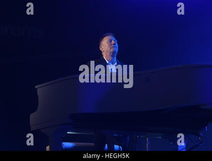 Nacht der Proms 2016 um Ahoy Rotterdam mit: John Miles wo: Rotterdam, Niederlande bei: 19. November 2016 Stockfoto