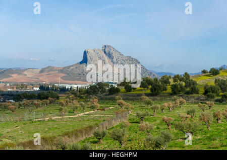 Peña de Los Enamorados, Berg außerhalb der Stadt Antequera, Andalusien, Spanien. Stockfoto