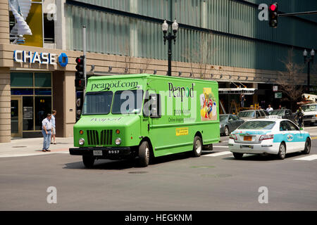 Schnittpunkt der Clark Street und Kinzie Street, Downtown Chicago, Cook County, Illinois, USA Stockfoto