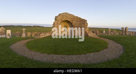 Zerstörten Norse Kirche, Orkney Inseln Stockfoto