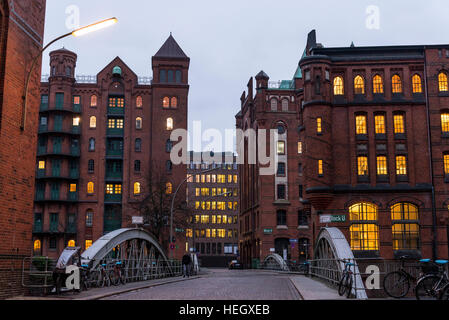 Wandrahmsfleet Brücke, Speicherstadt Speicherstadt, Hamburg, Deutschland Stockfoto